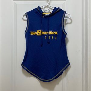 Walt Disney World 1971 blue and yellow sleeveless hoodie size XS NWT